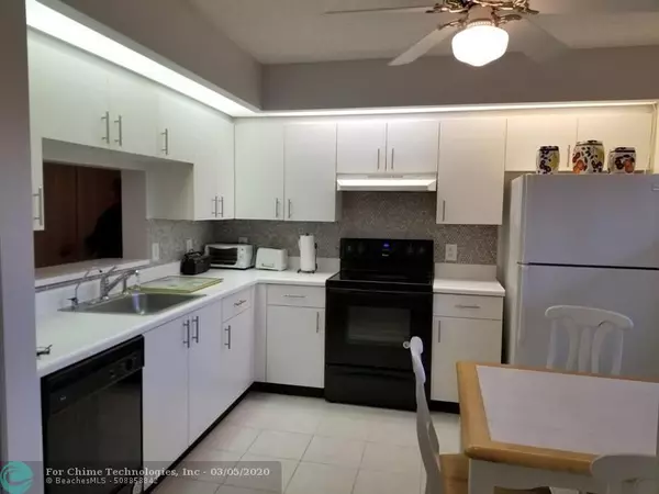 Pembroke Pines, FL 33027,550 SW 137th Ave  #307L