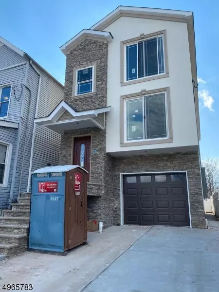 338 FULTON ST, Elizabeth City, NJ 07206