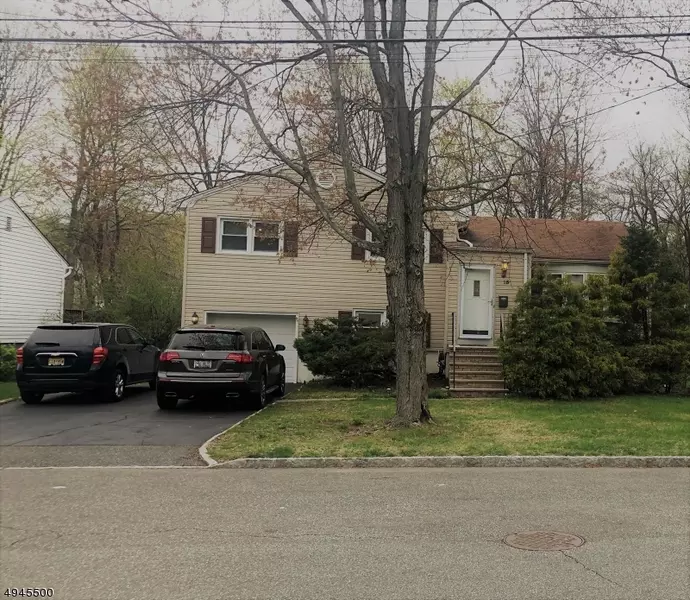 15 RUTGERS ST, West Orange Twp., NJ 07052