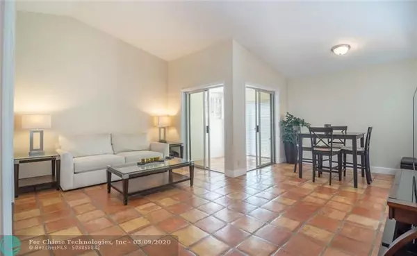 Weston, FL 33326,1568 Springside Dr  #1568