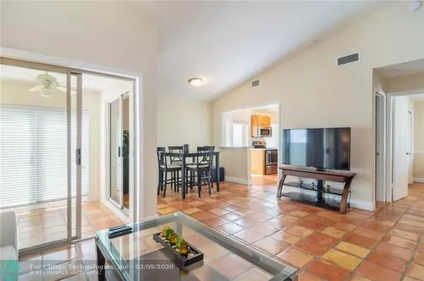 Weston, FL 33326,1568 Springside Dr  #1568