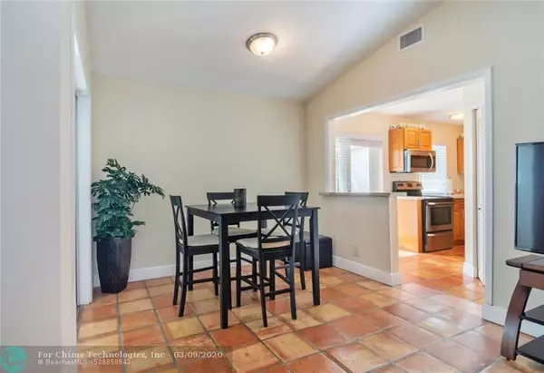 Weston, FL 33326,1568 Springside Dr  #1568