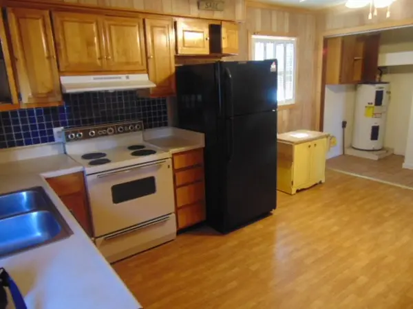 562 TERRY AVENUE, Oak Hill, WV 25901