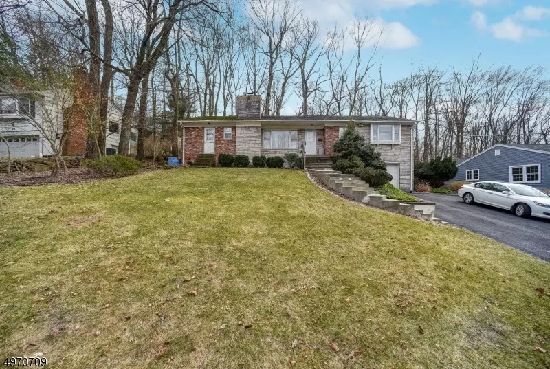 Berkeley Heights Twp., NJ 07922,106 TIMBER DR