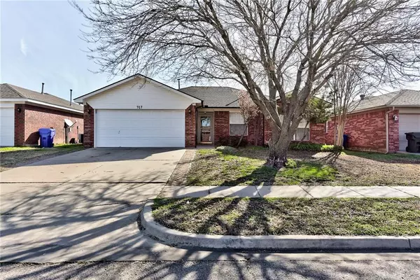 917 Kenwood Drive, Norman, OK 73071