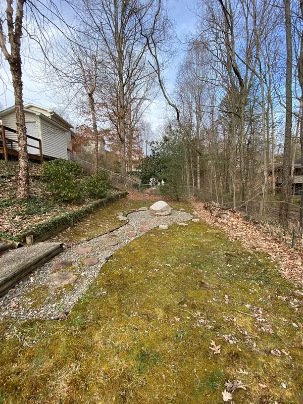 612 PIKEVIEW DRIVE, Beckley, WV 25801
