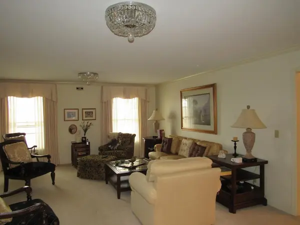 626 CARRIAGE DRIVE, Beckley, 25801