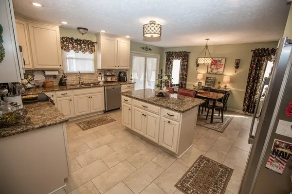541 QUIET OAK STREET, Beaver, WV 25813