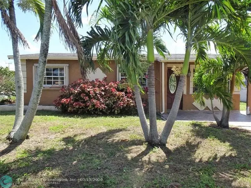 Deerfield Beach, FL 33441,218 SW 3rd St