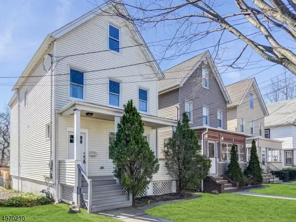 8 HAZELWOOD RD, Bloomfield Twp., NJ 07003