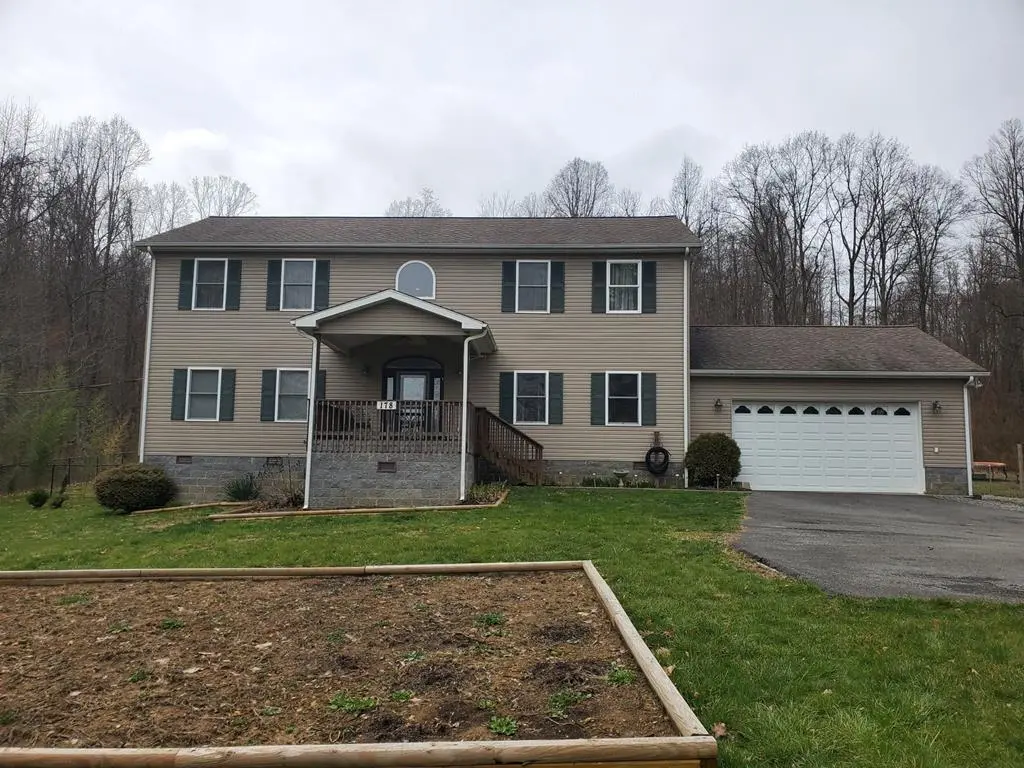 178 5TH STREET, Bradley, WV 25818