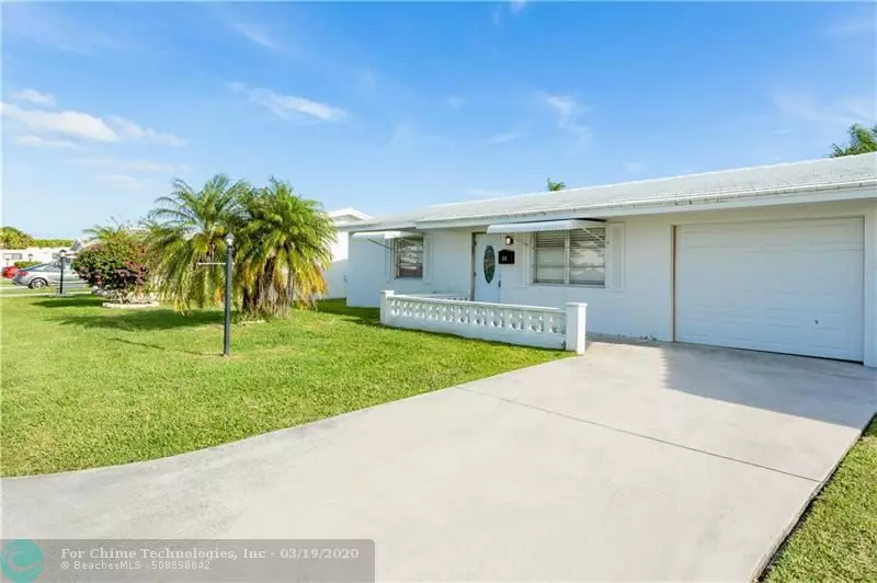 814 SW 5th Ct, Boynton Beach, FL 33426