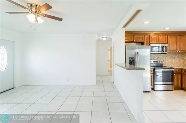 Boynton Beach, FL 33426,814 SW 5th Ct