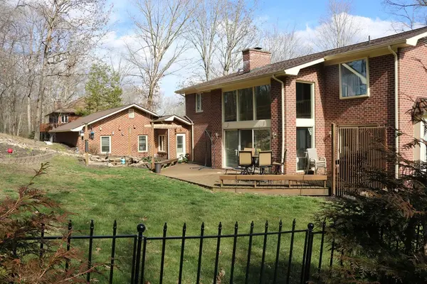 107 EAST BUNTING LANE, Beckley, WV 25801