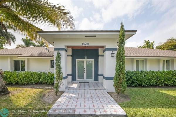 18320 SW 86th Ave, Palmetto Bay, FL 33157