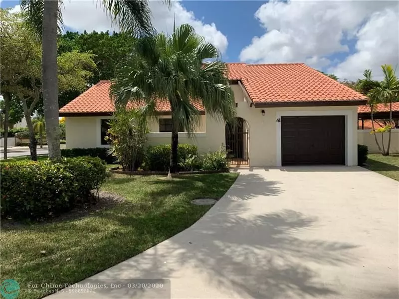 41 Capitol Ct, Deerfield Beach, FL 33442