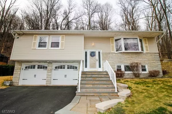 42 VALLEY VIEW DR, Rockaway Twp., NJ 07866