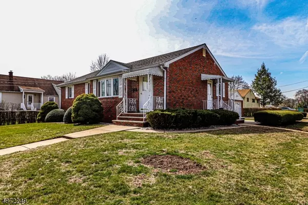 82 S 16TH AVE, Manville Boro, NJ 08835