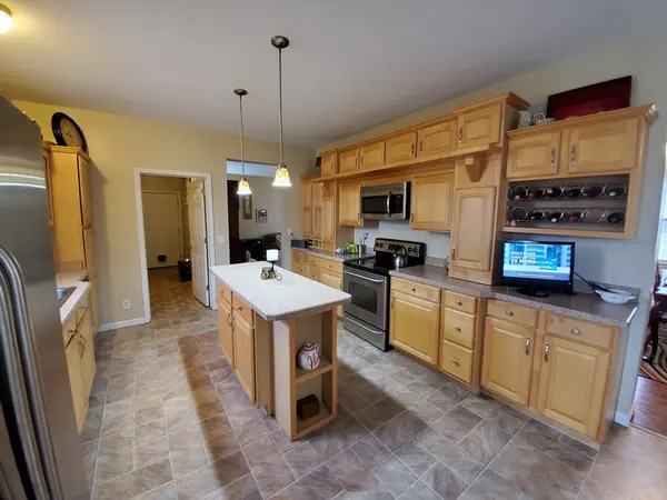 10 STONE CIRCLE ROAD, Beckley, WV 25801