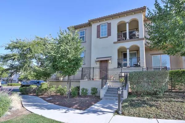 2194 Santoro LN, San Jose, CA 95124