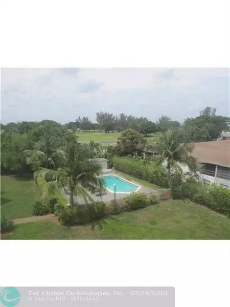 Deerfield Beach, FL 33064,941 CRYSTAL LAKE DR  #314