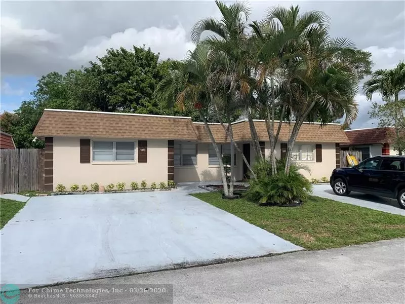 Tamarac, FL 33321,7401-7403 NW 76th Ct