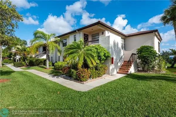 Boca Raton, FL 33433,7920 Eastlake Dr  #19-H