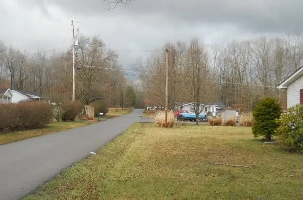 359 BOYD CRAWFORD DRIVE, Cool Ridge, WV 25825