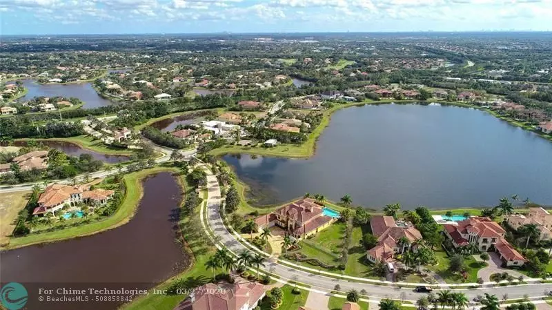 3011 Lake Ridge Ln, Weston, FL 33332