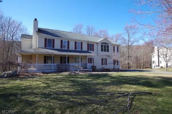 77 WALNUT VALLEY RD, Blairstown Twp., NJ 07832