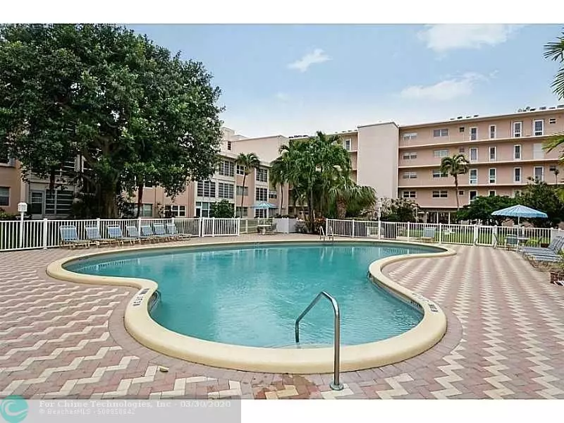 1481 S Ocean Blvd  #102, Lauderdale By The Sea, FL 33062