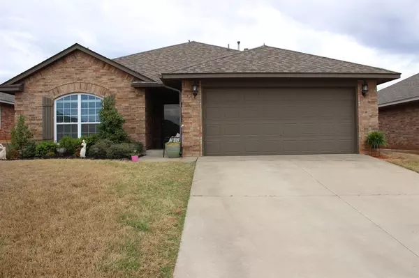 10816 SE 27th Street, Midwest City, OK 73130