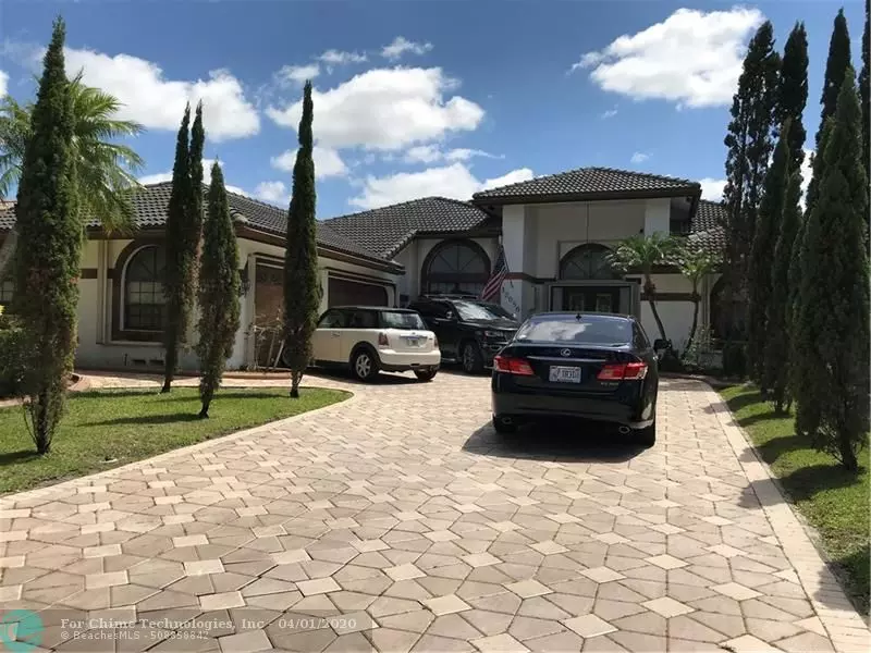 12056 SW 1st St, Coral Springs, FL 33071