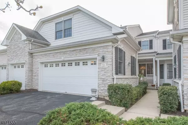 34 SCHWEINBERG DR, Roseland Boro, NJ 07068