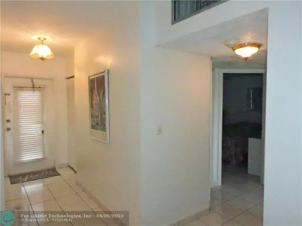 Lauderdale Lakes, FL 33313,5001 W Oakland Park Blvd  #303