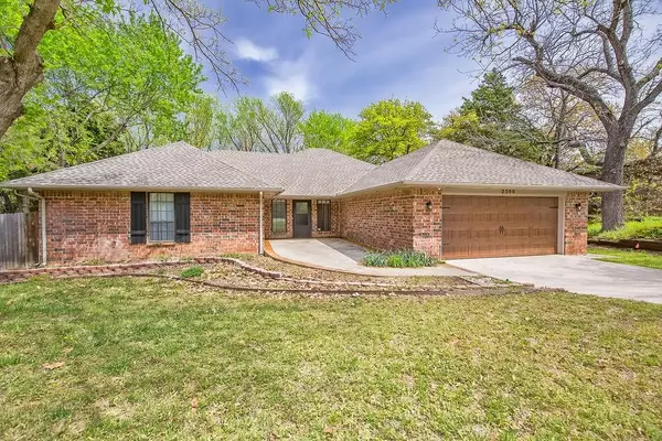 Edmond, OK 73034,2300 Brookhaven Court