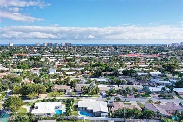 5911 NE 21st Dr, Fort Lauderdale, FL 33308