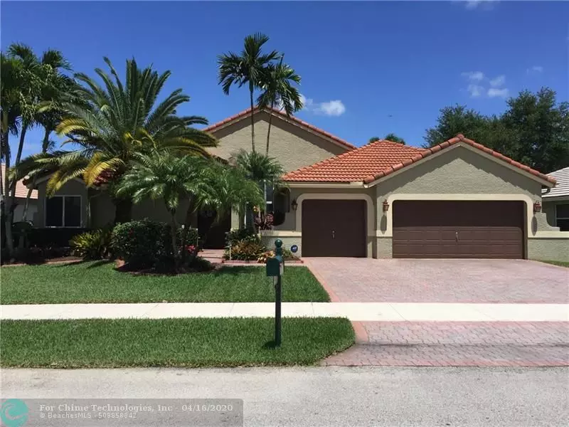 3250 Overlook Rd, Davie, FL 33328