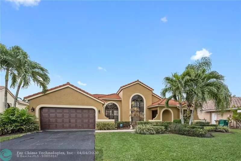 9322 Southern Orchard Rd, Davie, FL 33328