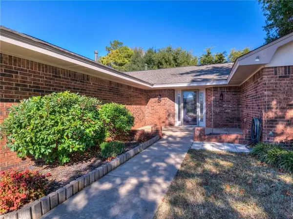 Yukon, OK 73099,733 Park Drive