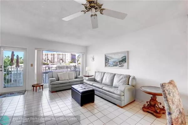 Pompano Beach, FL 33062,999 N Riverside Dr  #3