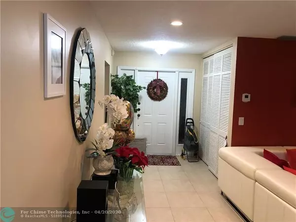 Coconut Creek, FL 33066,2800 Carambola Cir S  #1972