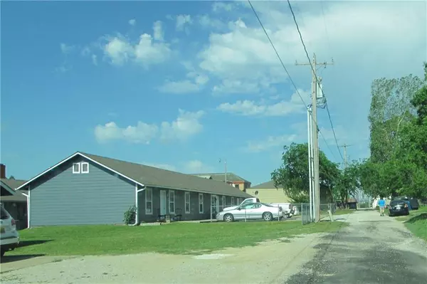 Ada, OK 74820,218 E 14th