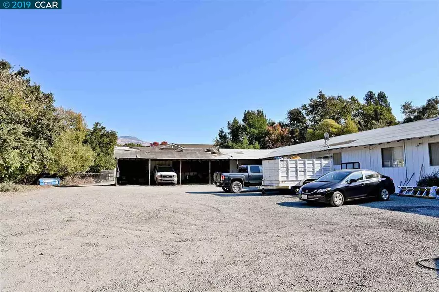 936 Diablo Rd, Danville, CA 94526