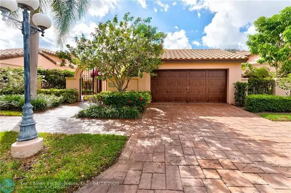 2960 Via Napoli, Deerfield Beach, FL 33442