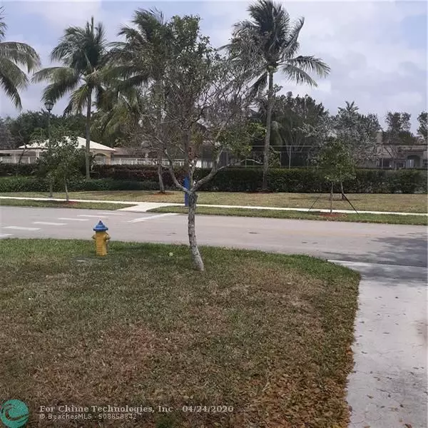 Coconut Creek, FL 33073,6435 EGRET Terrace