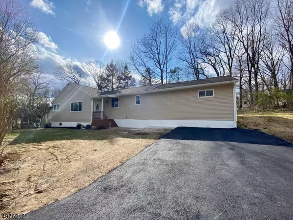 314 KNOX WAY, Hopatcong Boro, NJ 07843