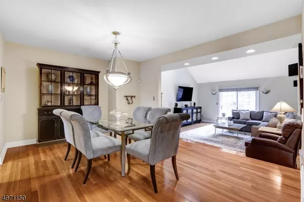 44 BARK MILL TER, Montville Twp., NJ 07045