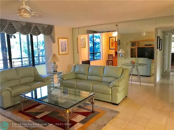 Boca Raton, FL 33433,7202 Promenade Dr  #302E