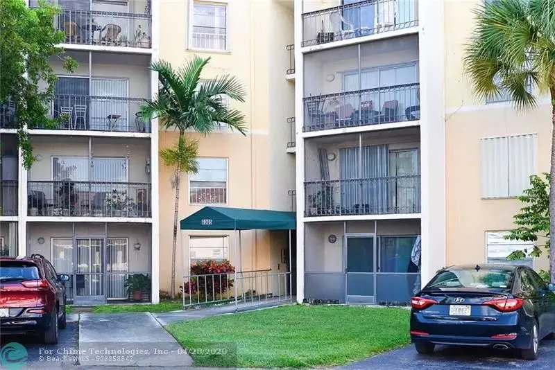 8005 Lake Dr  #207, Doral, FL 33166